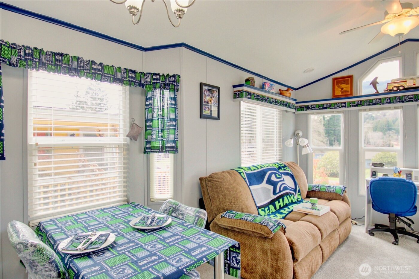 22989 Lake McMurray Lane #10, Mount Vernon, WA 98274