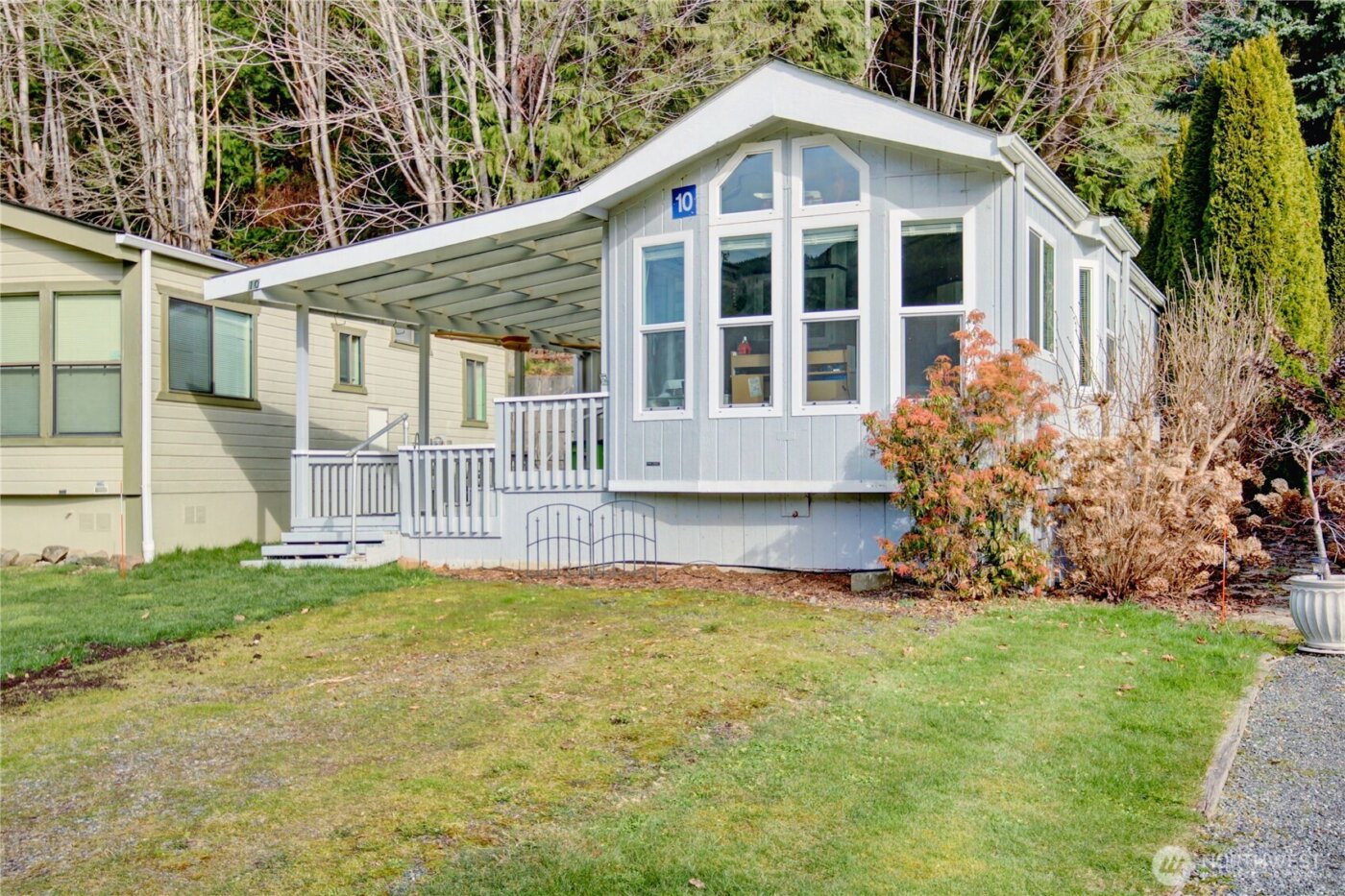 22989 Lake McMurray Lane #10, Mount Vernon, WA 98274