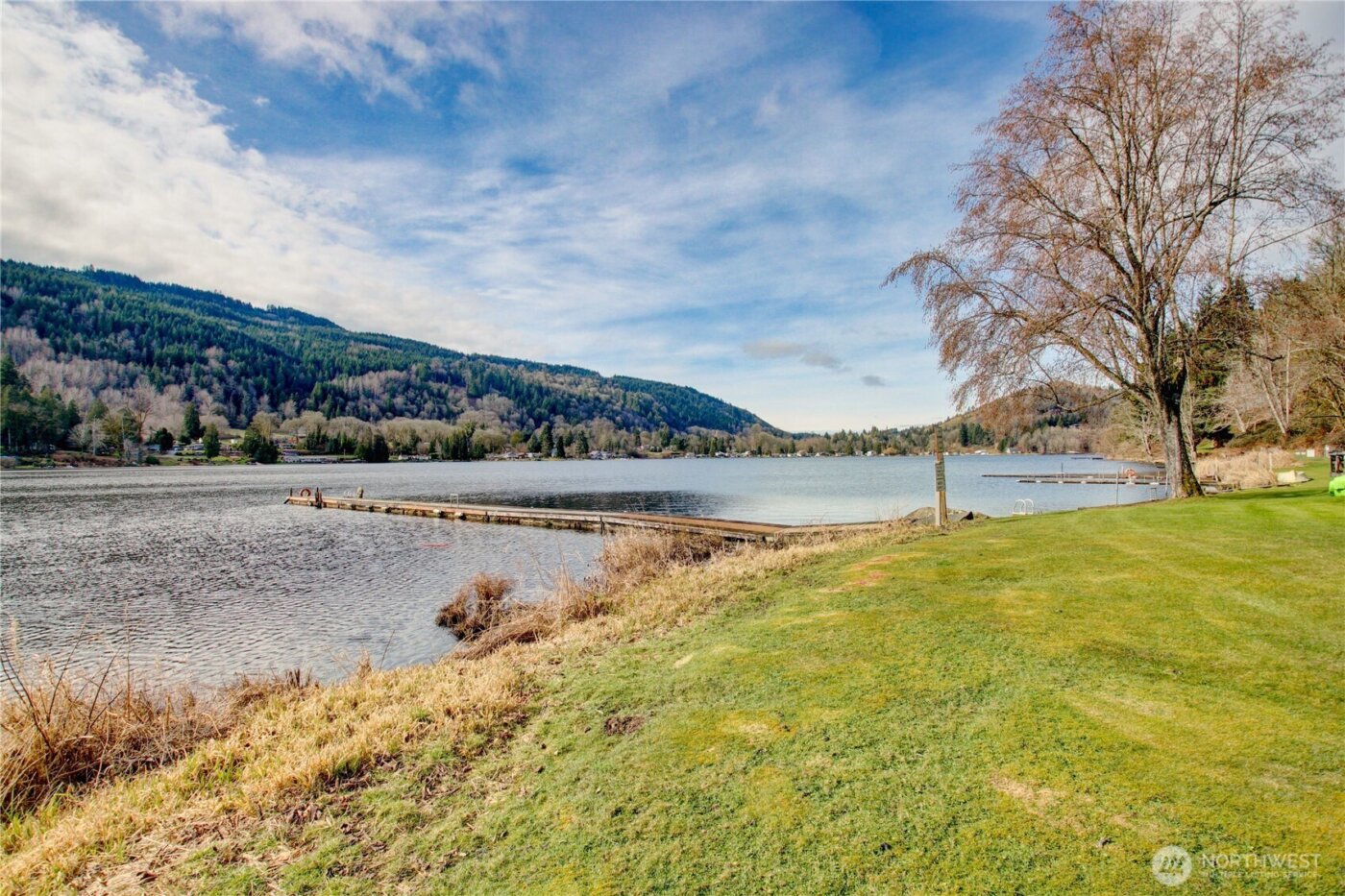 22989 Lake McMurray Lane #10, Mount Vernon, WA 98274