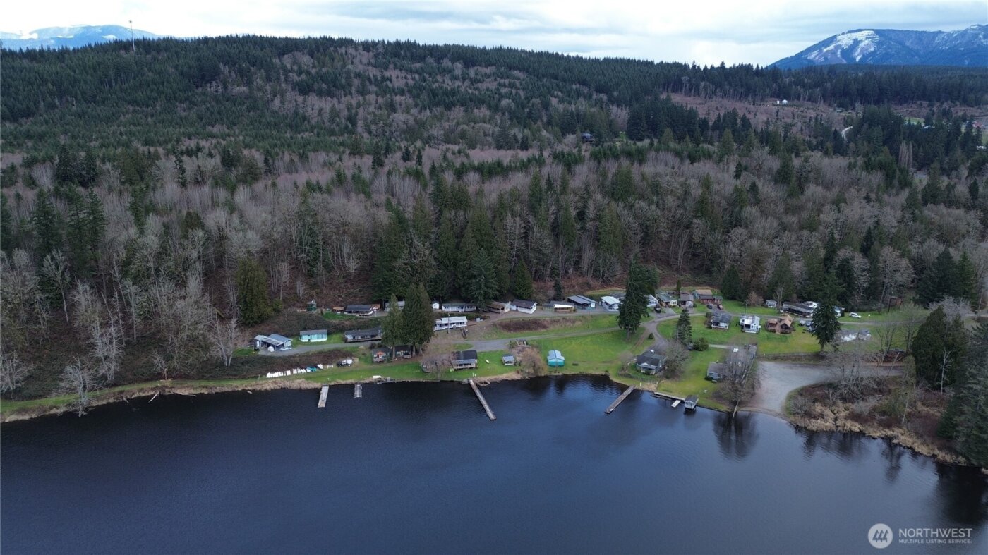 22989 Lake McMurray Lane #10, Mount Vernon, WA 98274