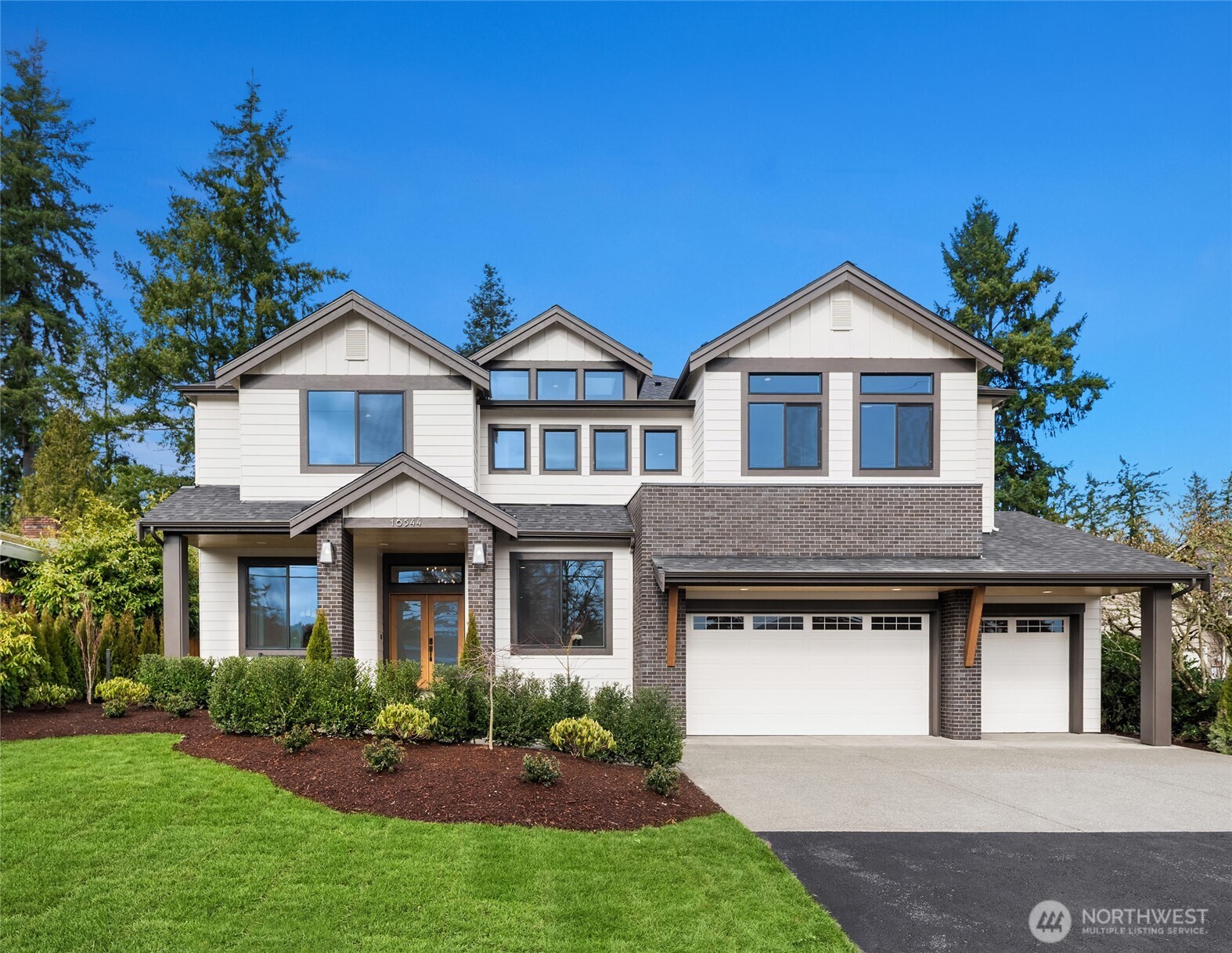 16544 SE 28th Street , Bellevue, WA 98008