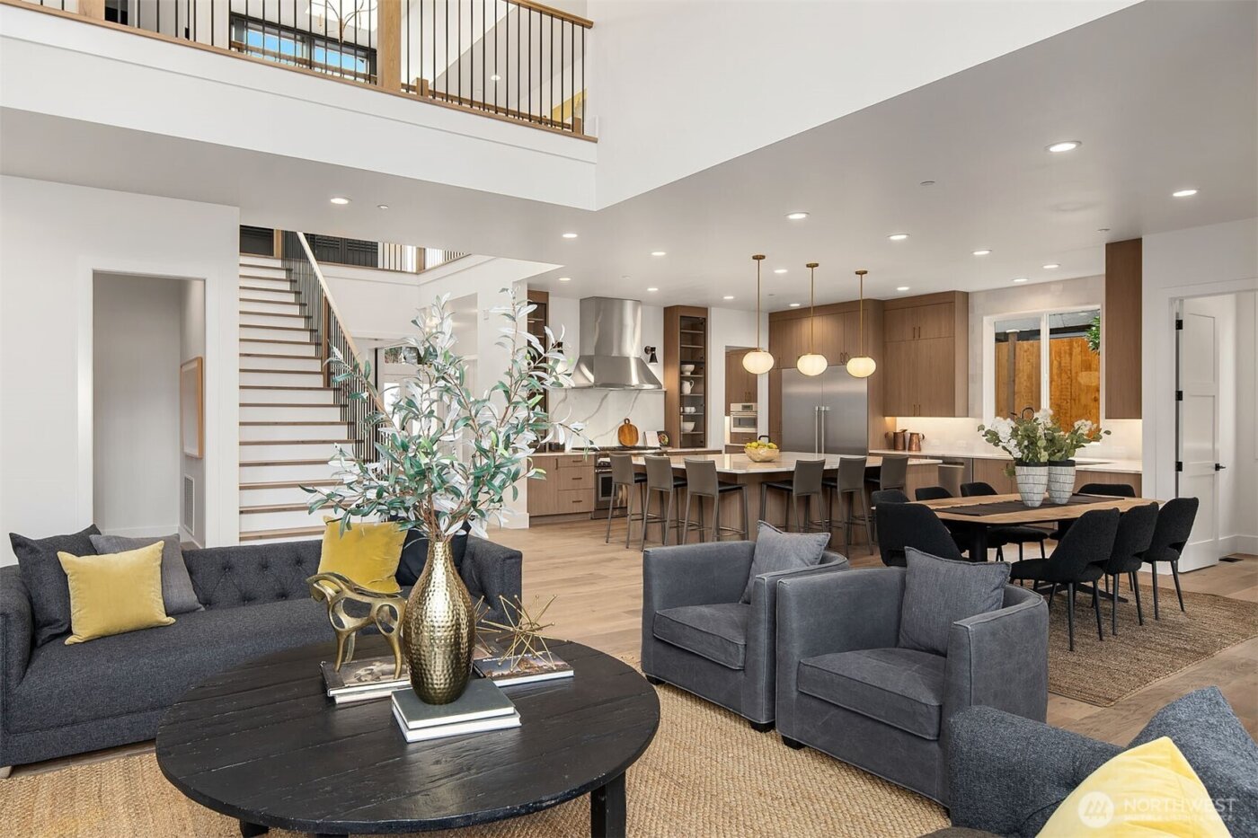 16544 SE 28th Street , Bellevue, WA 98008