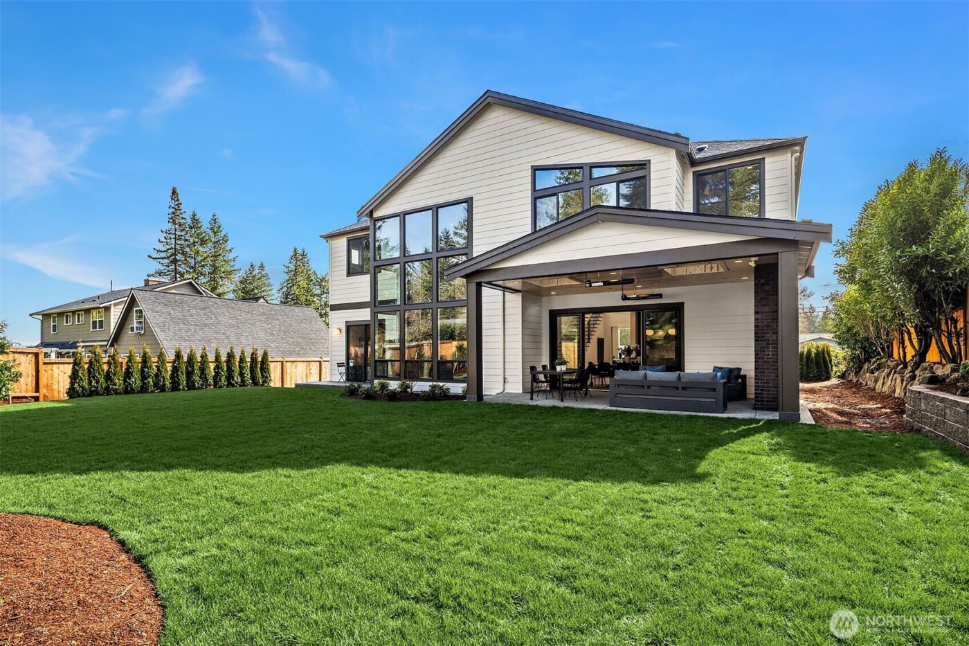 16544 SE 28th Street , Bellevue, WA 98008