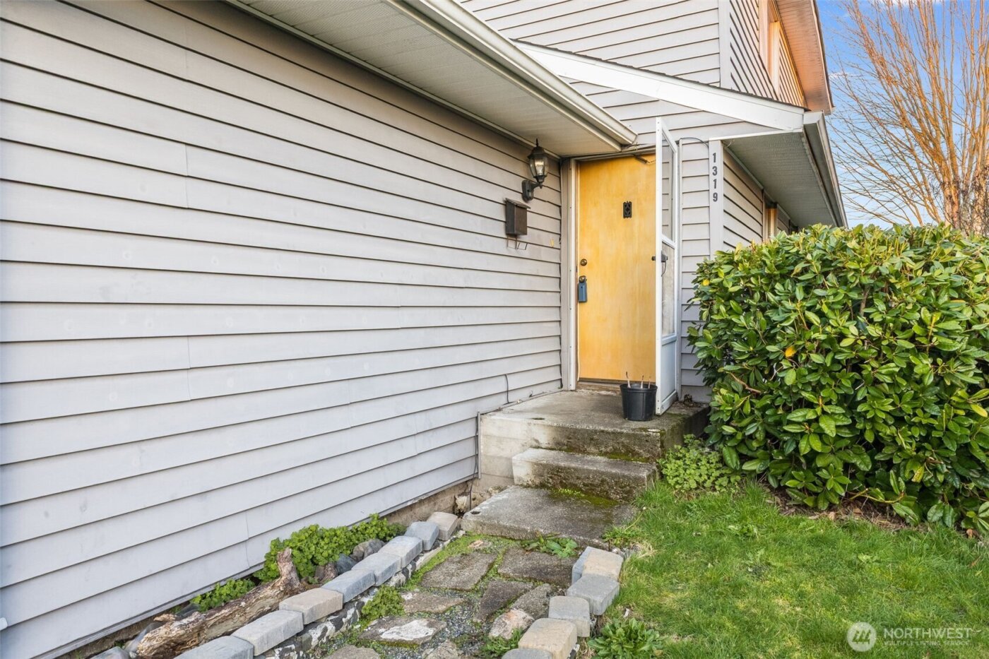 1319 Wood Avenue , Sumner, WA 98390