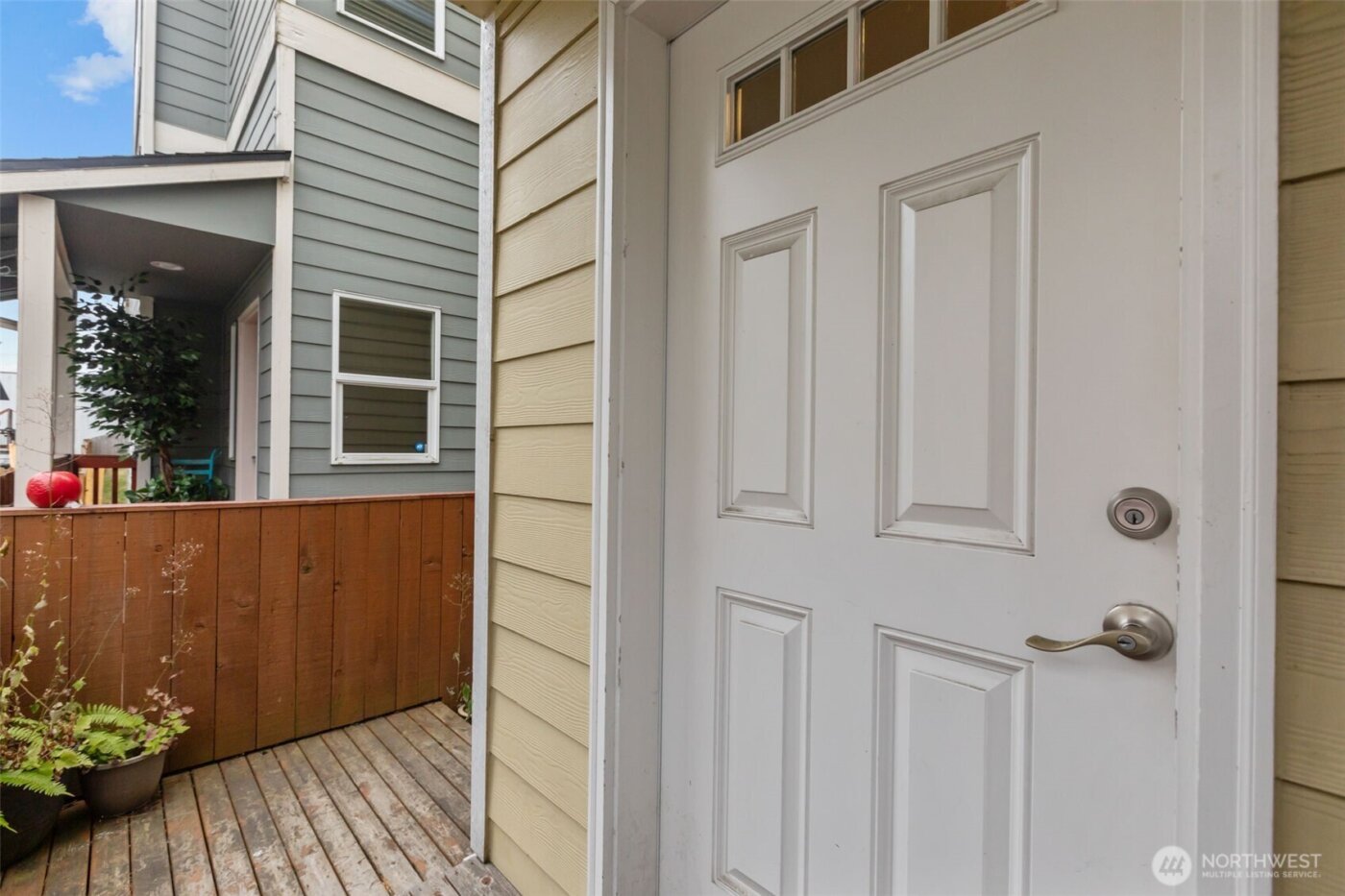 1118 Chestnut Court #18, Everett, WA 98201