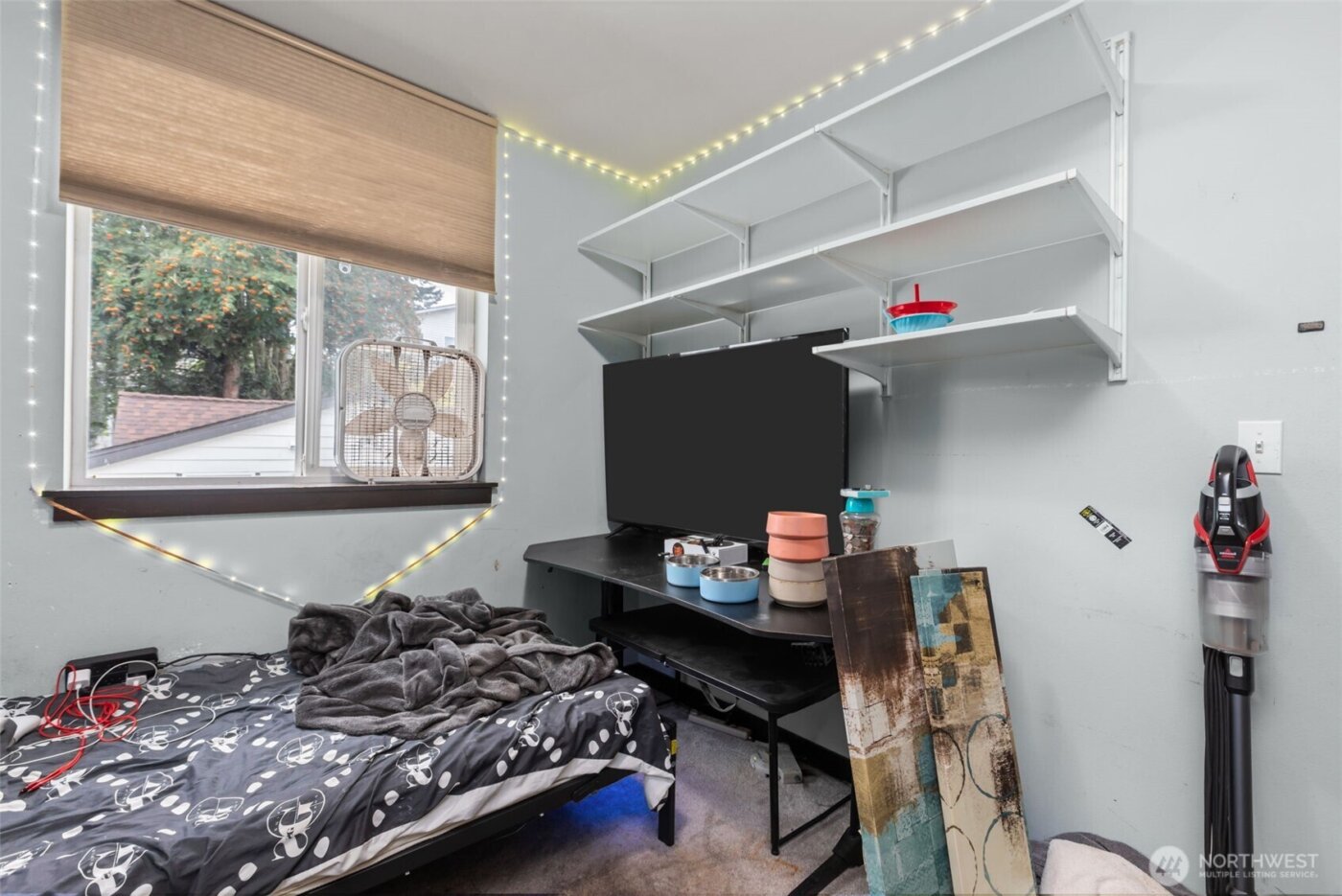 1118 Chestnut Court #18, Everett, WA 98201