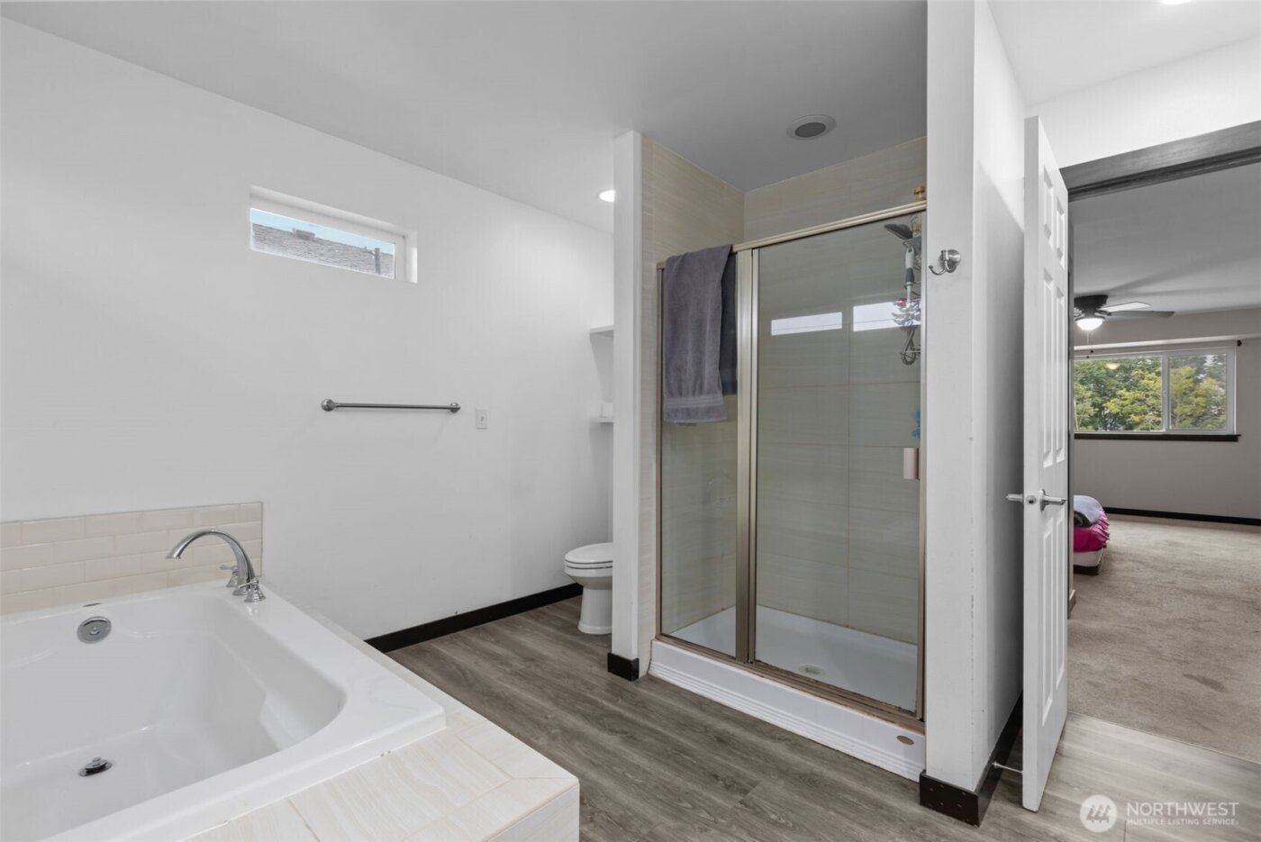 1118 Chestnut Court #18, Everett, WA 98201