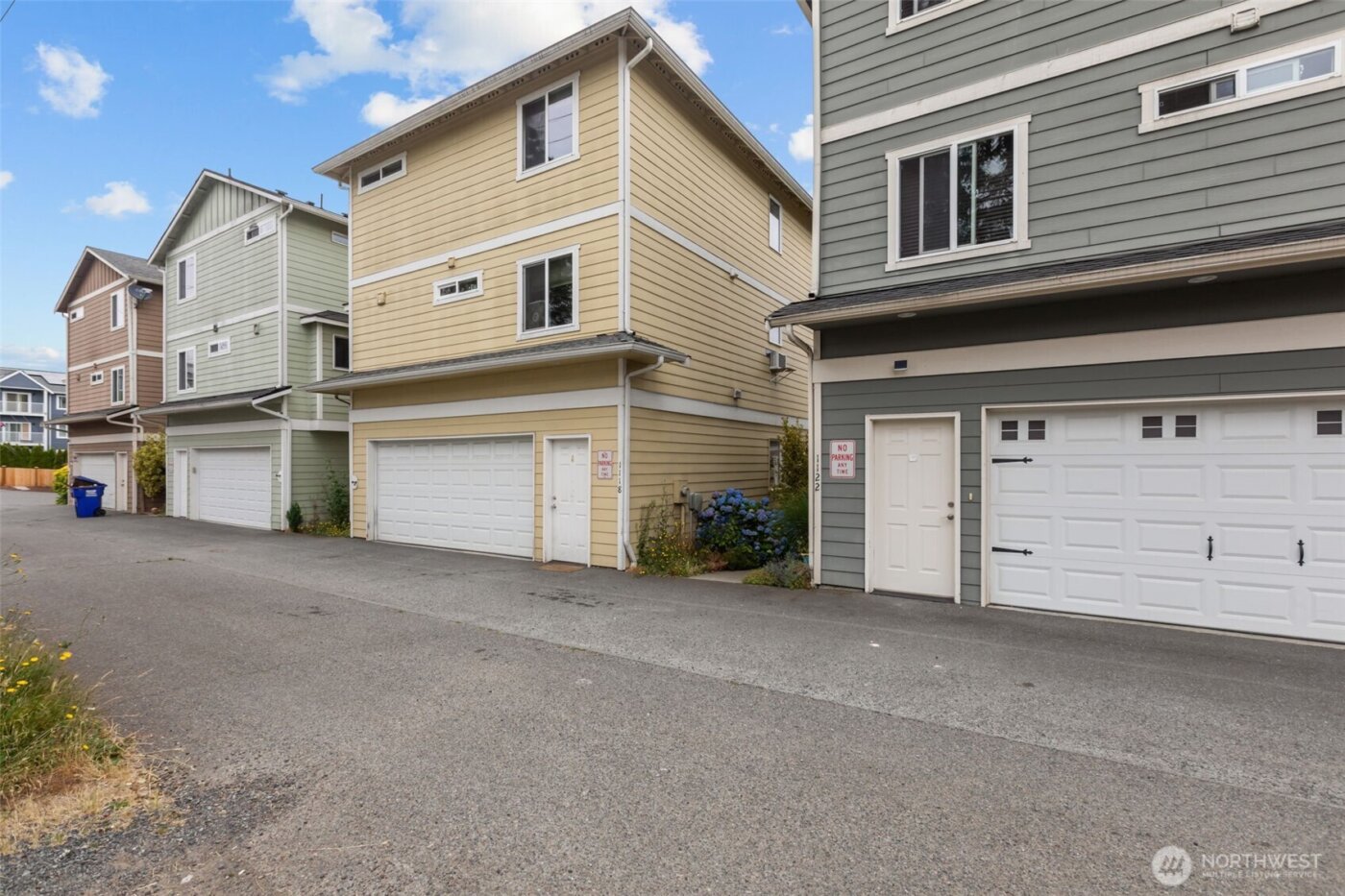 1118 Chestnut Court #18, Everett, WA 98201