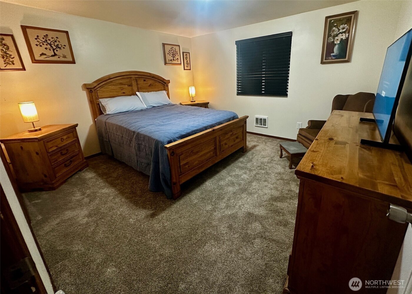 381 Elk Valley Road , Forks, WA 98331-9201