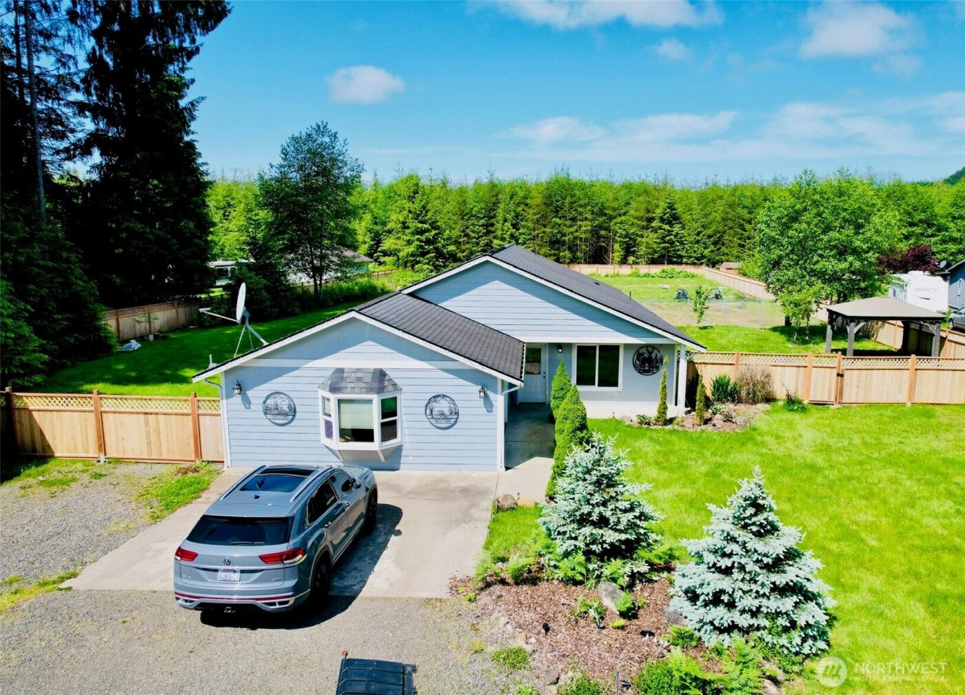 381 Elk Valley Road , Forks, WA 98331-9201