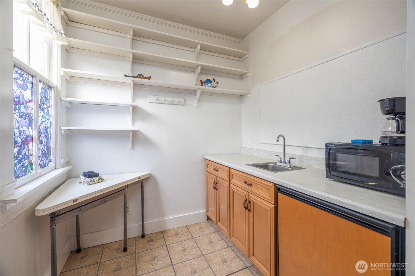 602 N Main Street , Coupeville, WA 98239