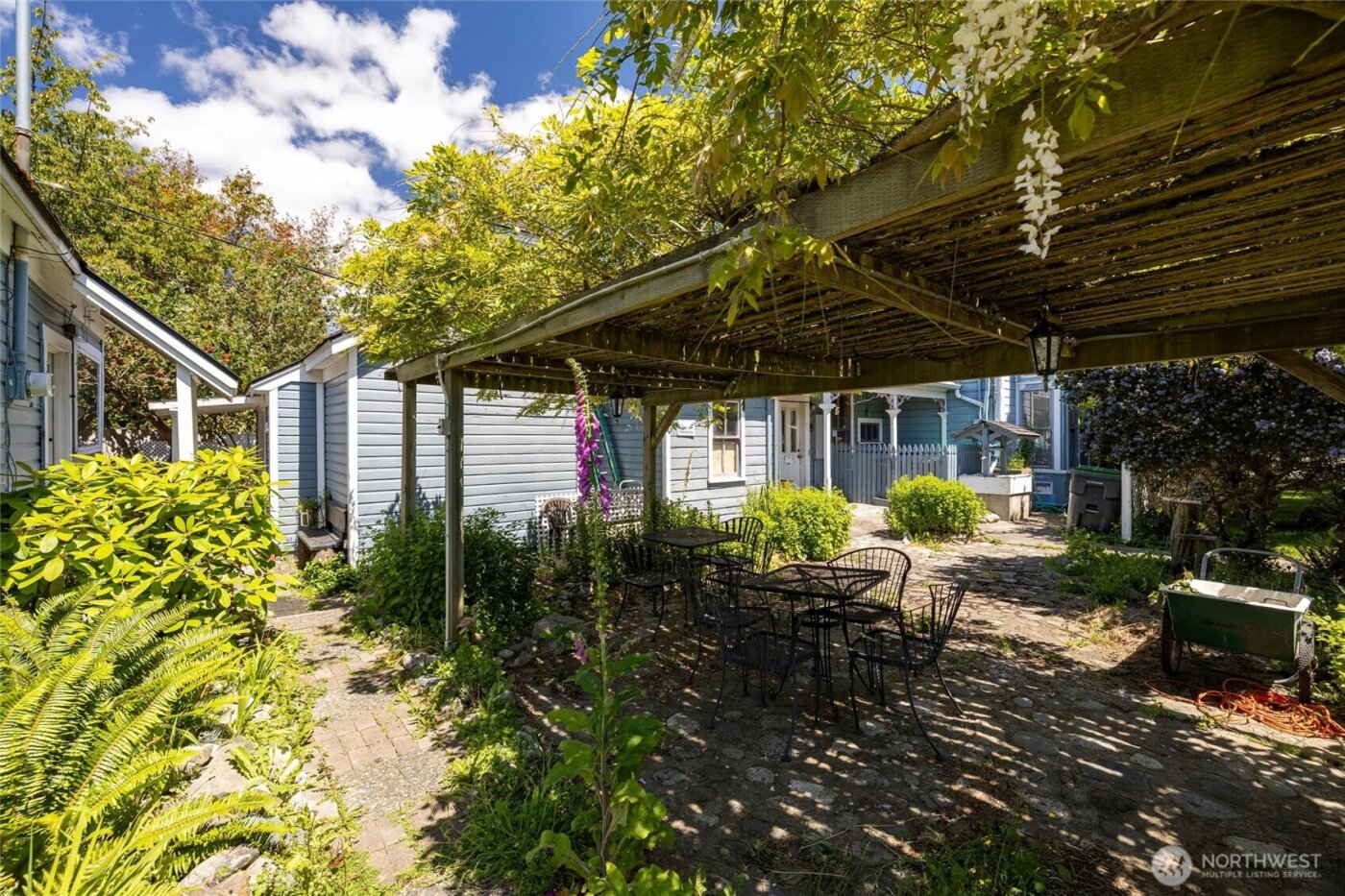 602 N Main Street , Coupeville, WA 98239