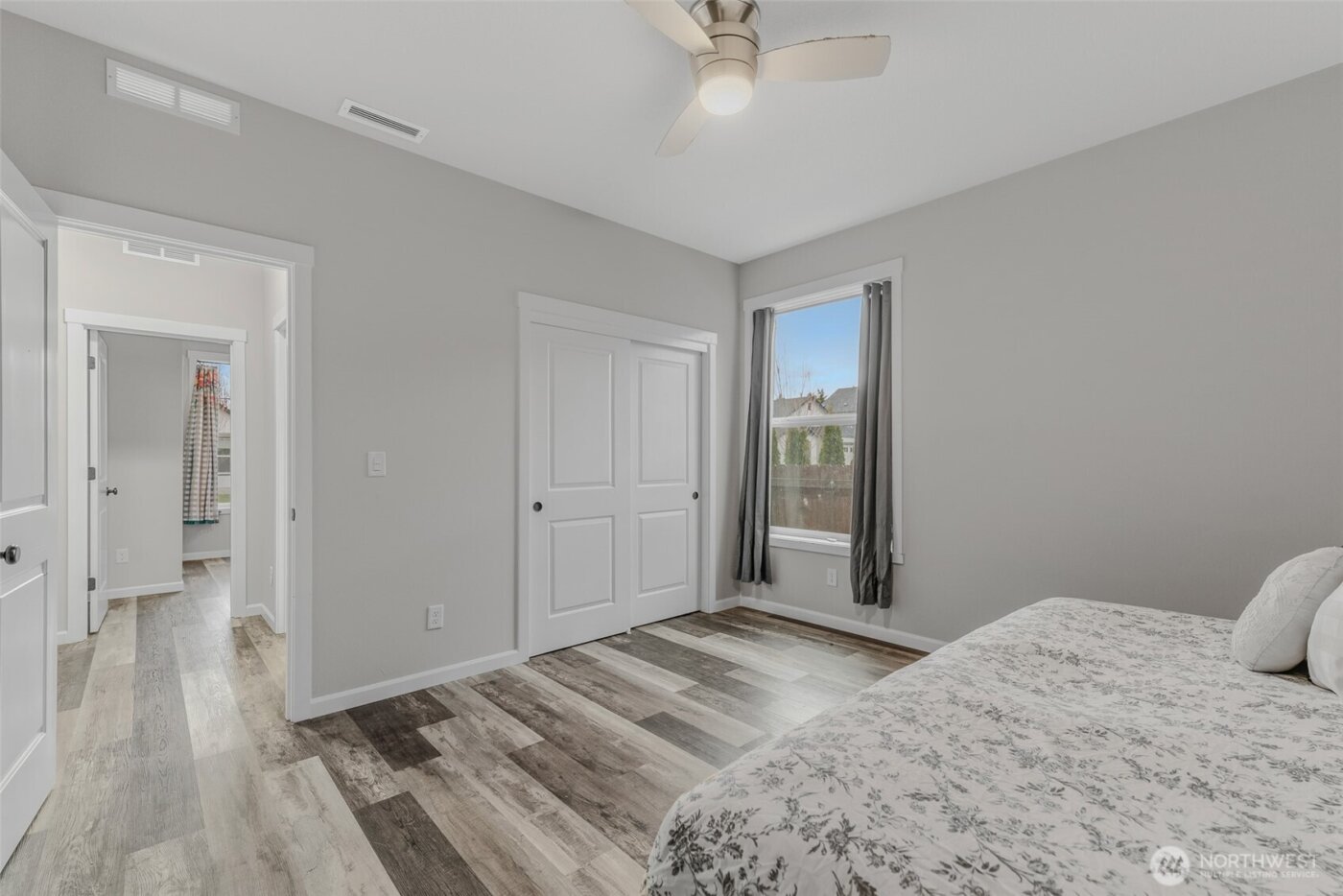 10215 NE 104th Street , Vancouver, WA 98662