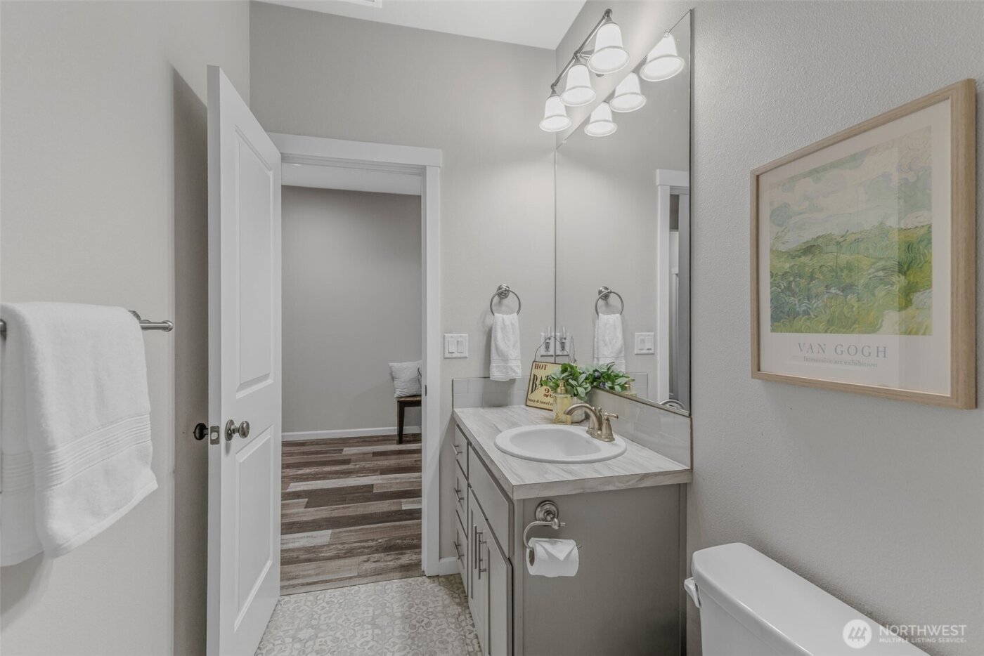 10215 NE 104th Street , Vancouver, WA 98662