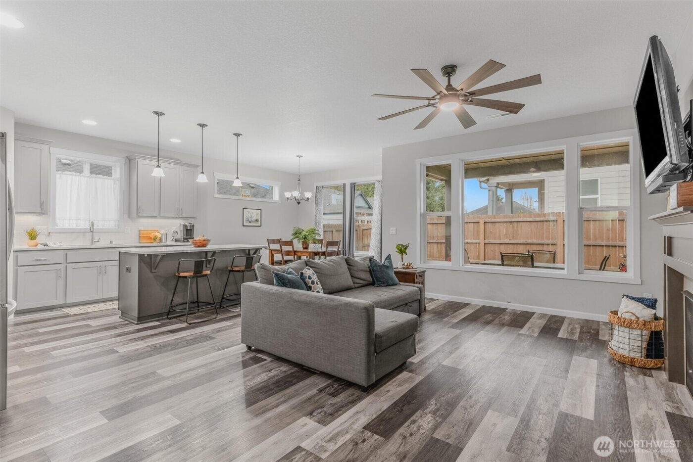 10215 NE 104th Street , Vancouver, WA 98662