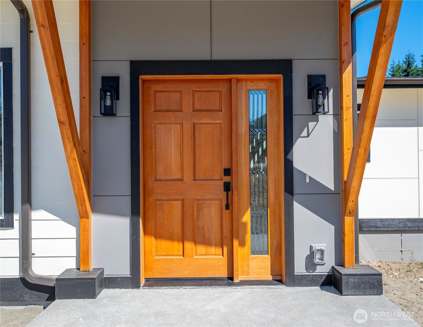 5633 Morningtown Place , Freeland, WA 98249