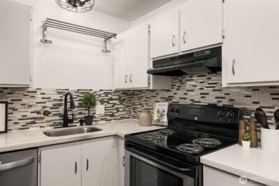 13772 NE 60th Street #181, Redmond, WA 98052-9734 - Photo 11