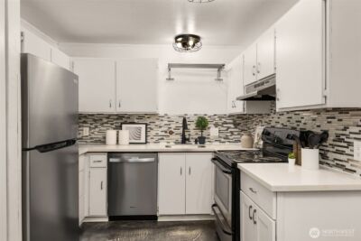13772 NE 60th Street #181, Redmond, WA 98052-9734 - Photo 10
