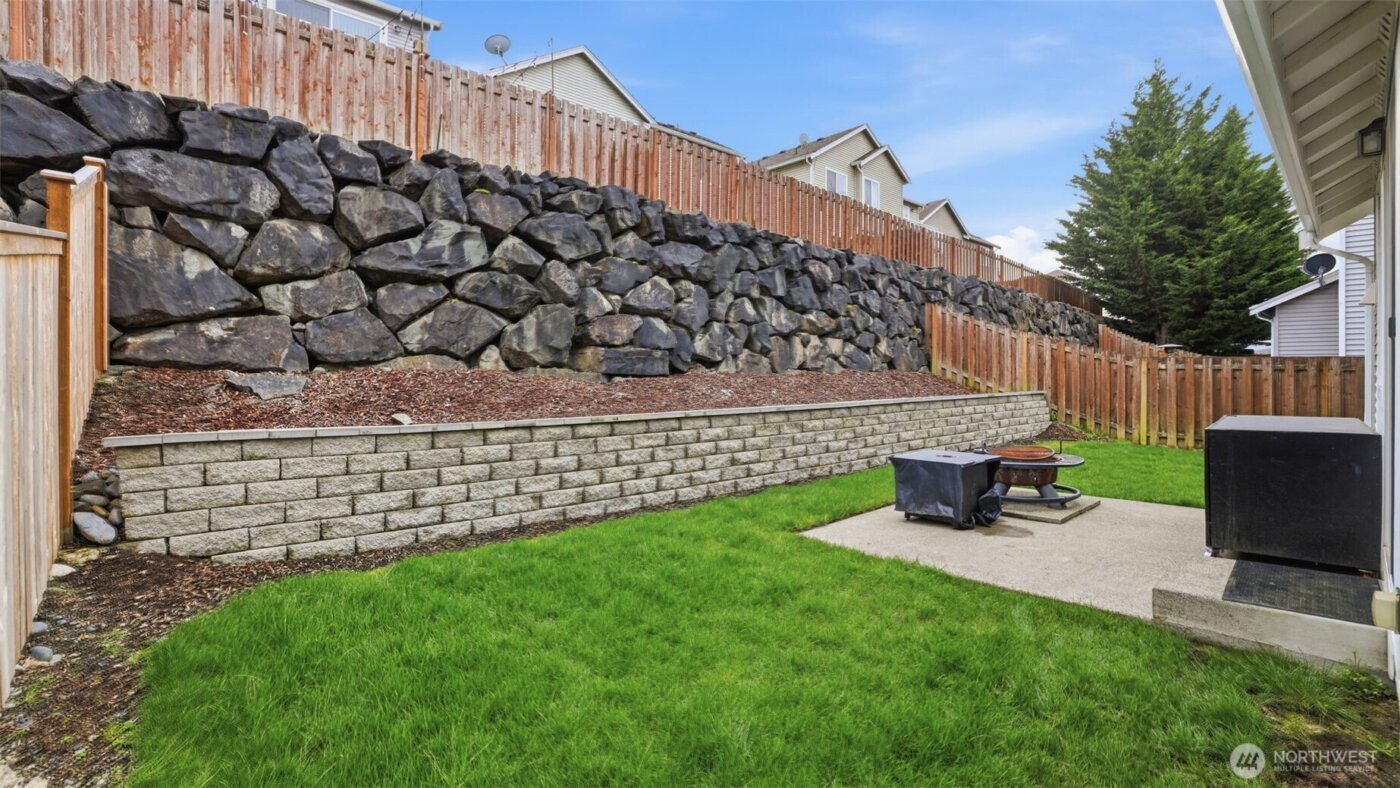 6114 Montevista Drive SE, Auburn, WA 98092