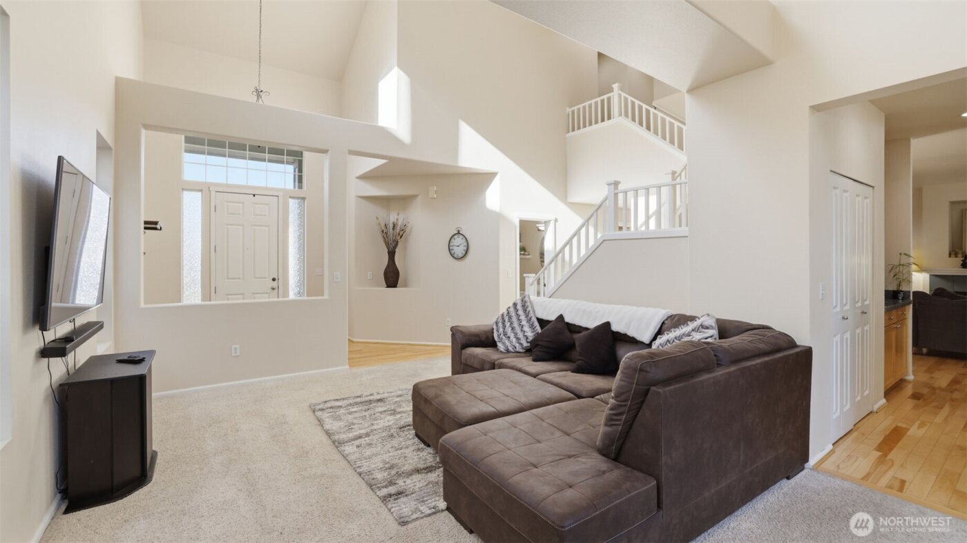 6114 Montevista Drive SE, Auburn, WA 98092