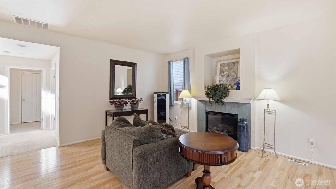 6114 Montevista Drive SE, Auburn, WA 98092