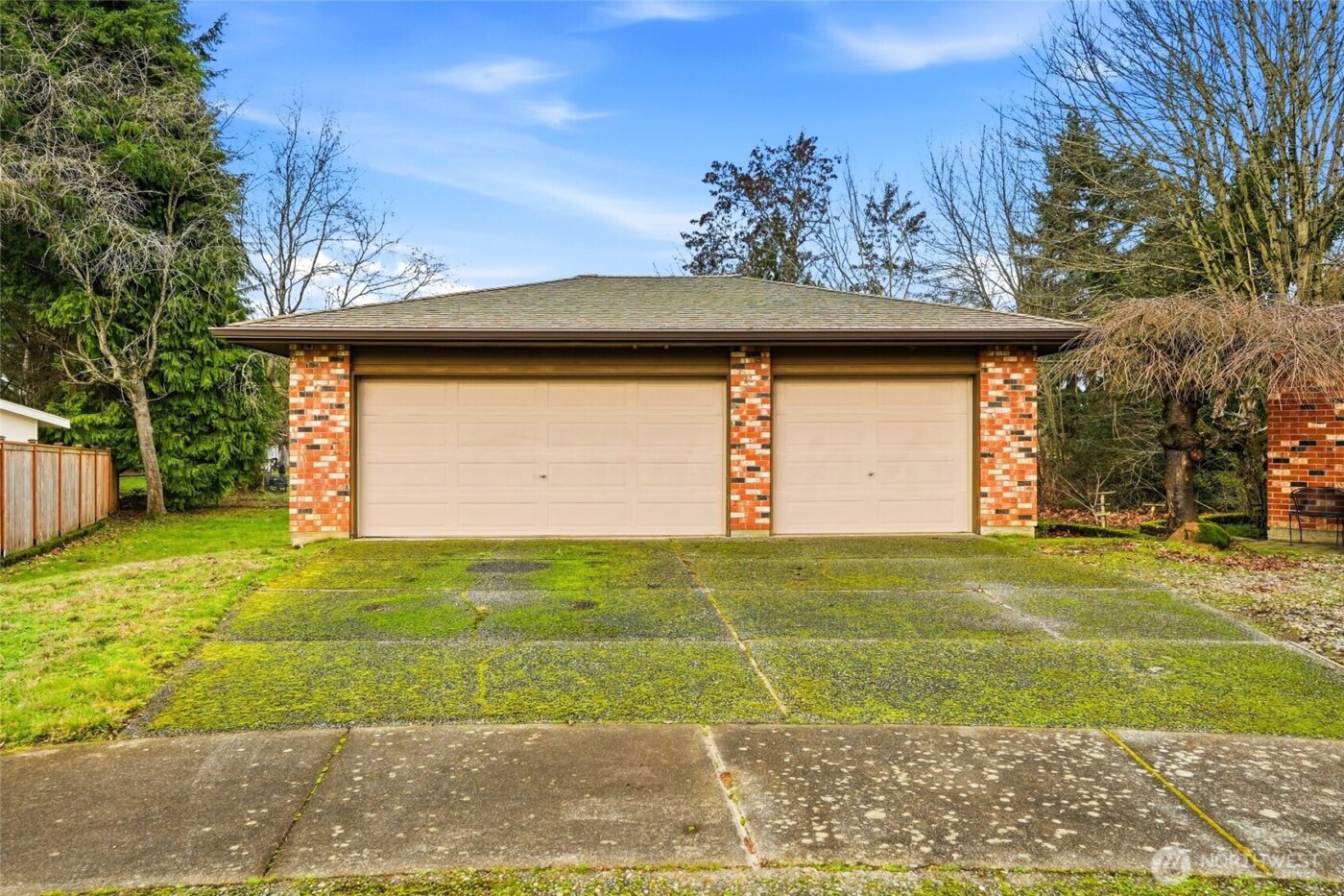 17 xx Kennewick Avenue NE, Renton, WA 98056-2602