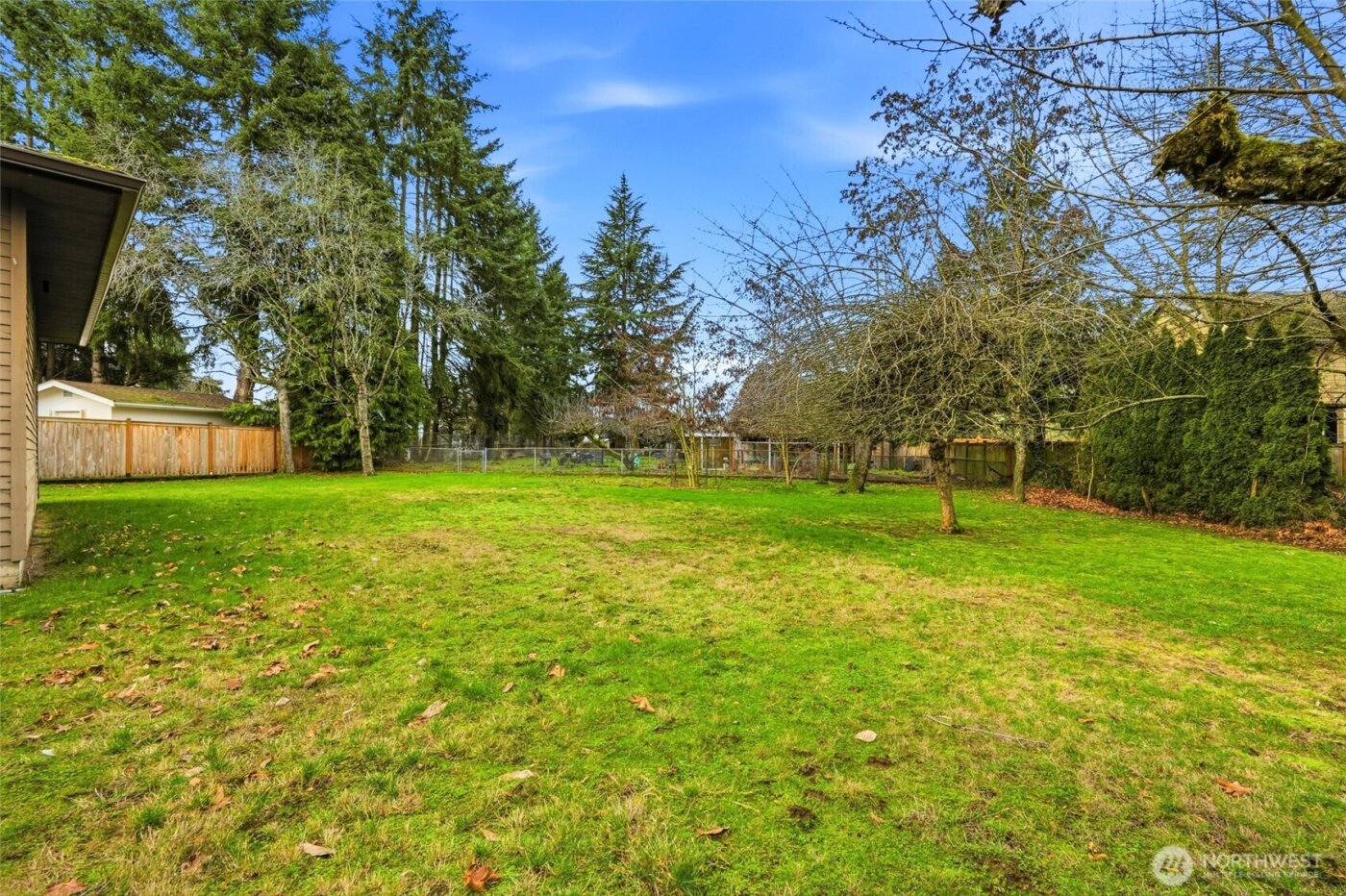 17 xx Kennewick Avenue NE, Renton, WA 98056-2602