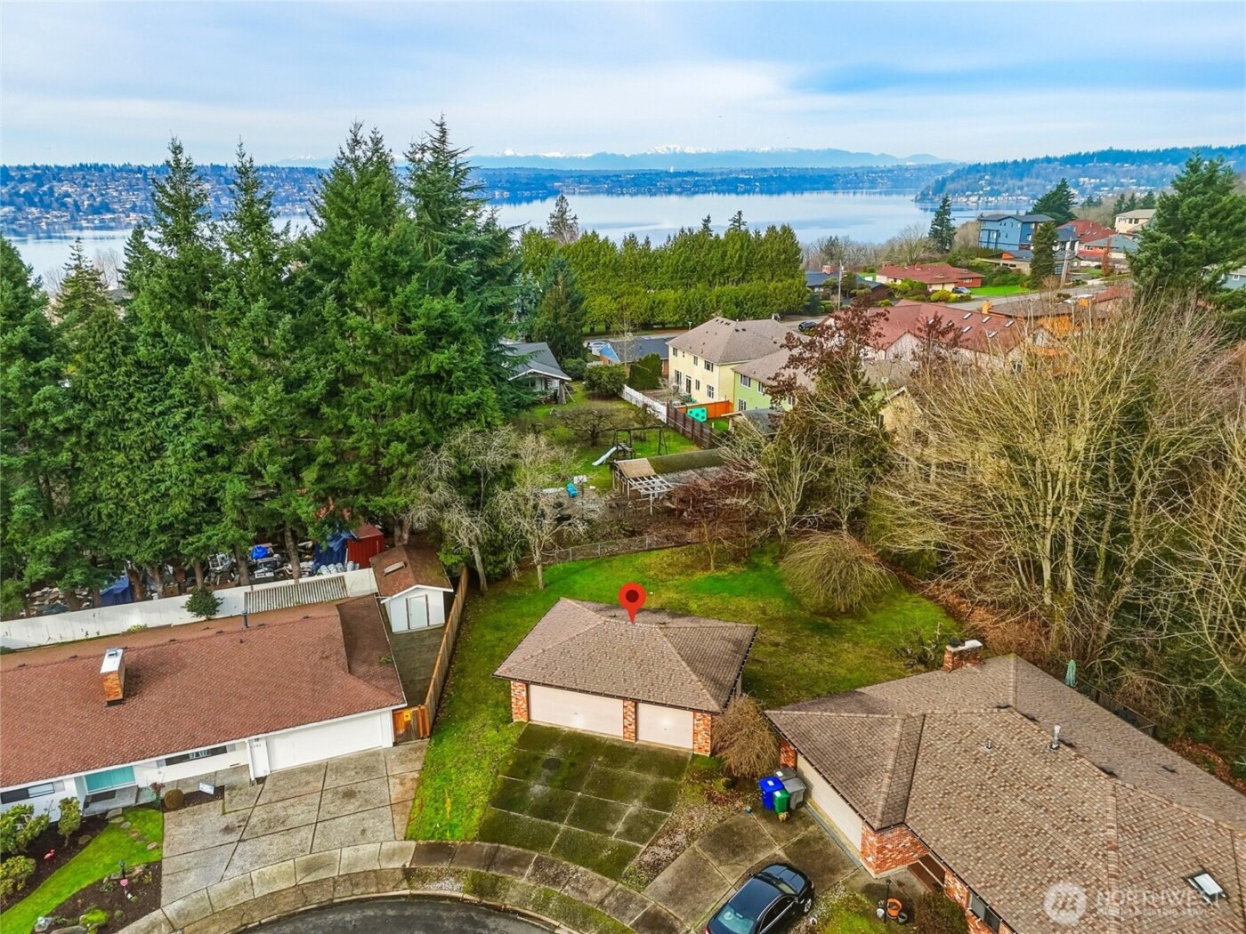 17 xx Kennewick Avenue NE, Renton, WA 98056-2602