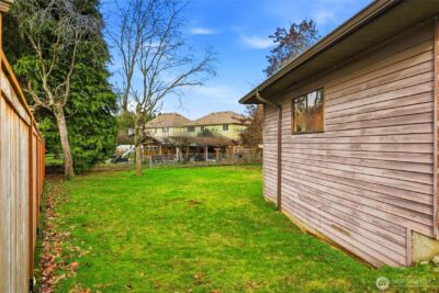 17 xx Kennewick Avenue NE, Renton, WA 98056-2602 - Photo 5