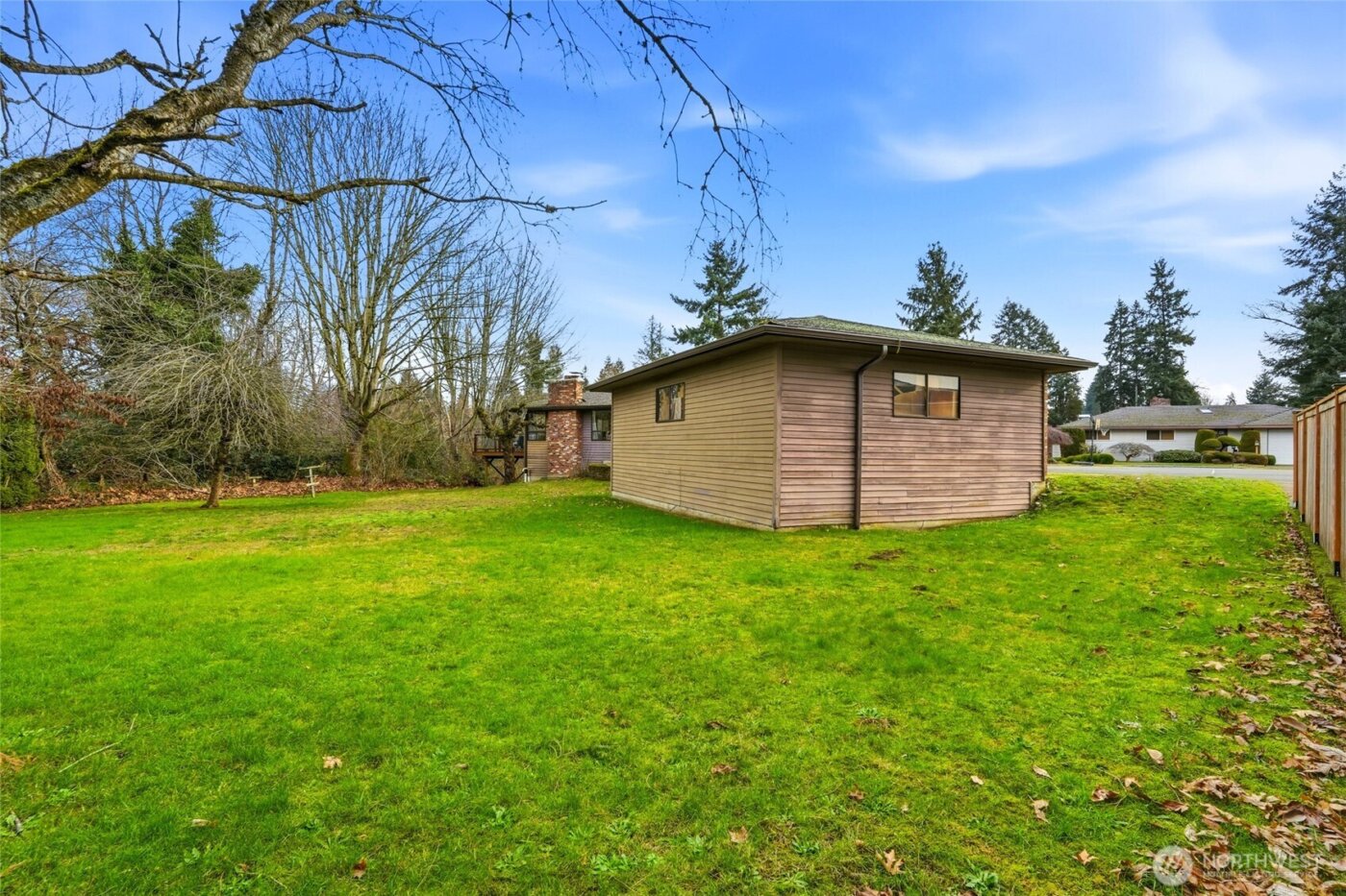 17 xx Kennewick Avenue NE, Renton, WA 98056-2602