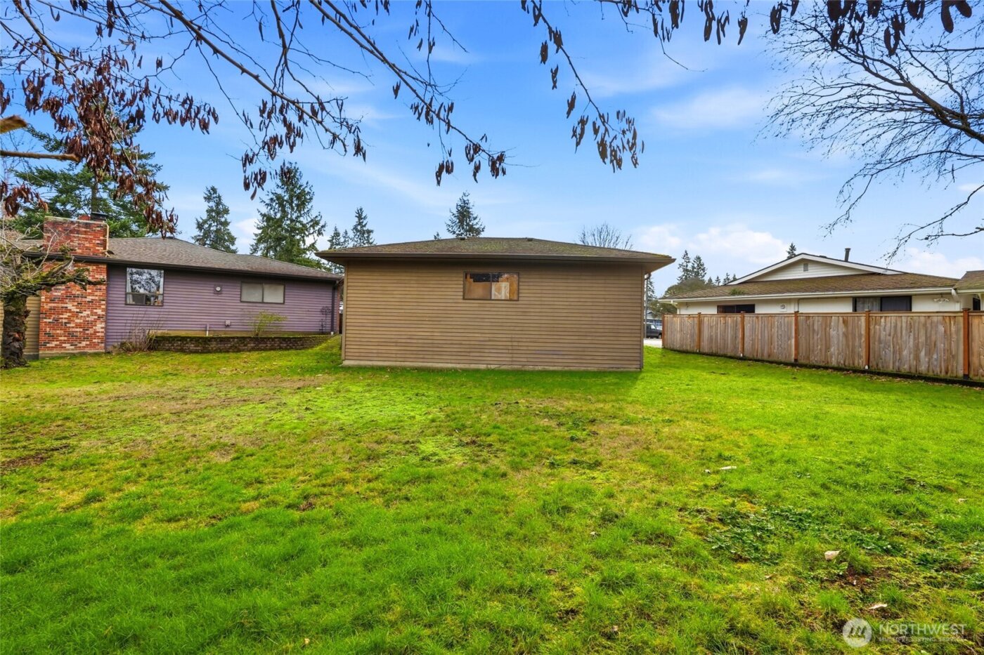17 xx Kennewick Avenue NE, Renton, WA 98056-2602
