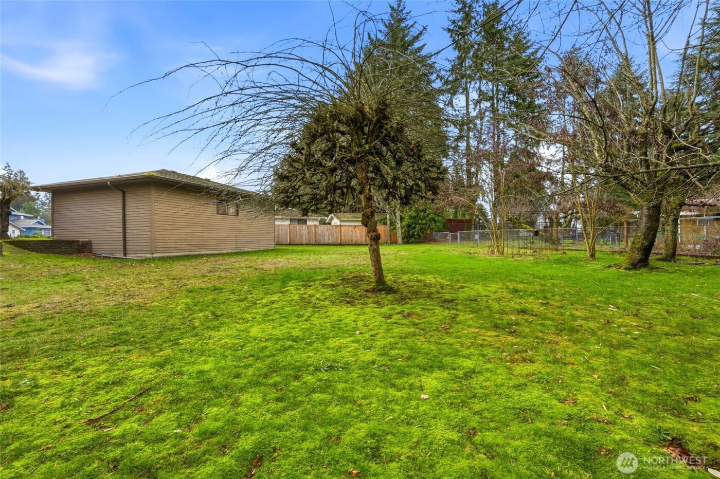 17 xx Kennewick Avenue NE, Renton, WA 98056-2602