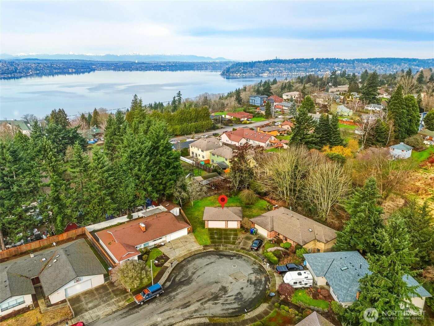 17 xx Kennewick Avenue NE, Renton, WA 98056-2602