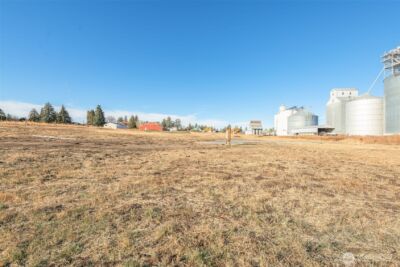 601 E 1st St , Waterville, WA 98858 - Photo 8