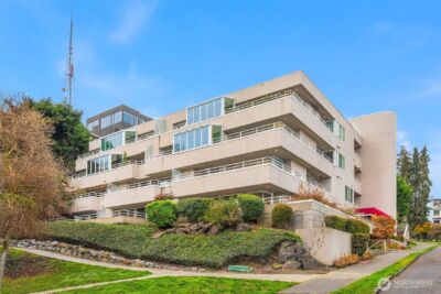 1231 5th Avenue N #204, Seattle, WA 98109 - Photo 26