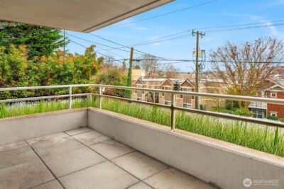 1231 5th Avenue N #204, Seattle, WA 98109 - Photo 10