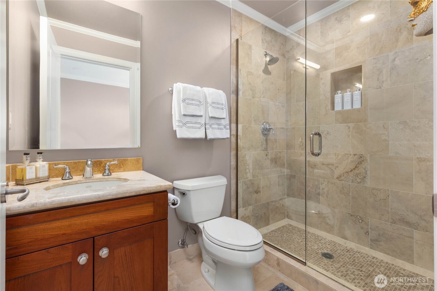 726 Boylston Avenue E #9, Seattle, WA 98102