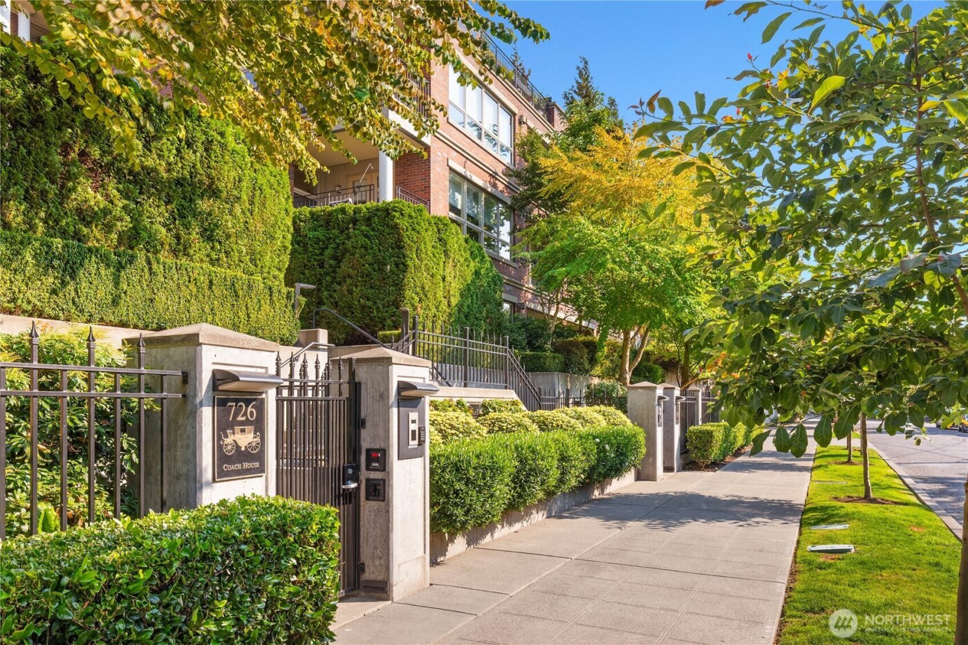 726 Boylston Avenue E #9, Seattle, WA 98102