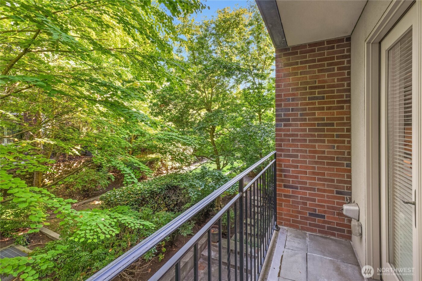 726 Boylston Avenue E #9, Seattle, WA 98102