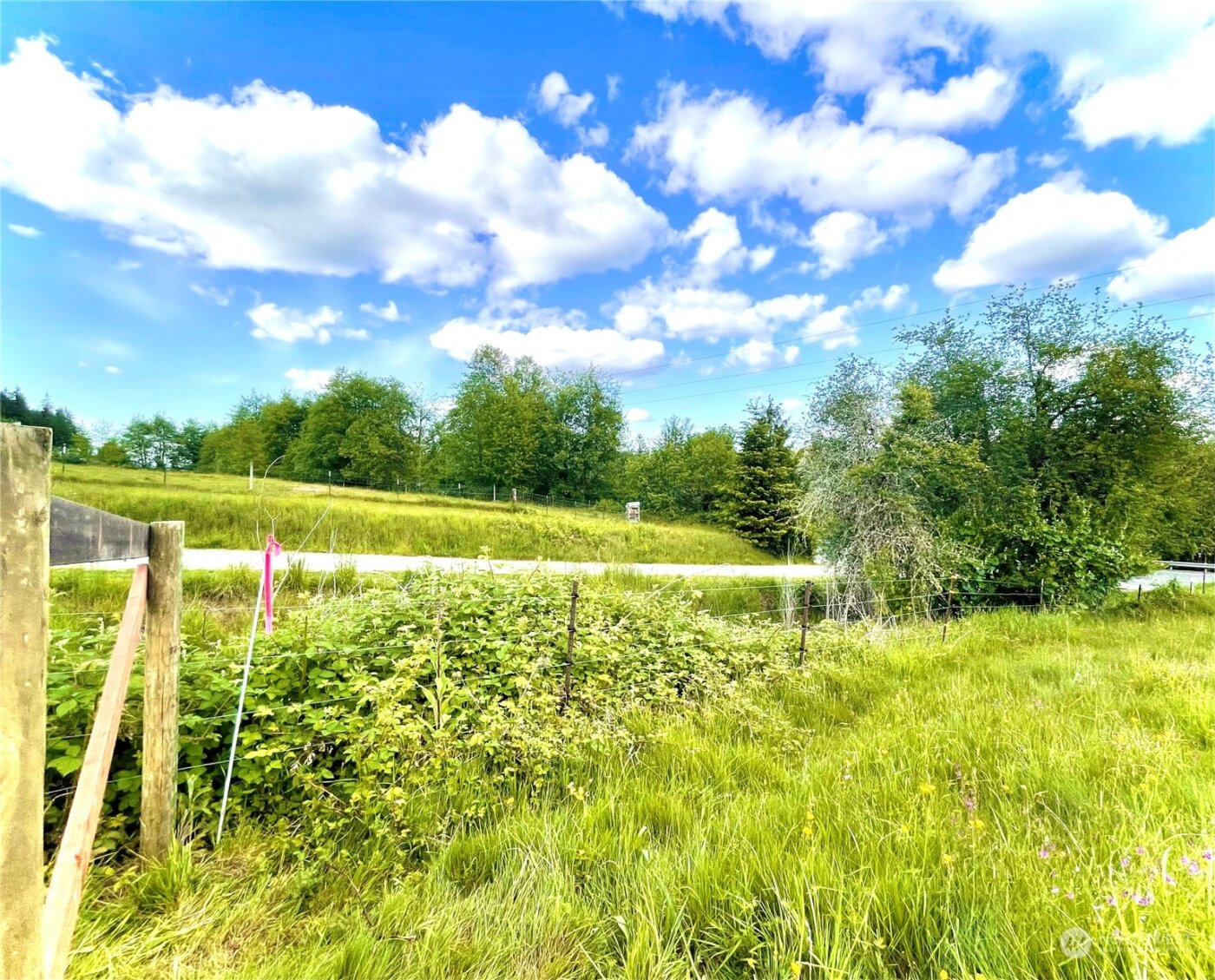 6609 Westside Highway , Castle Rock, WA 98611