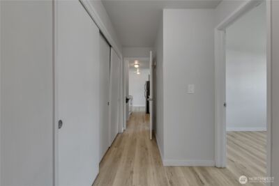 2524 Boyer Avenue E #322, Seattle, WA 98102 - Photo 19