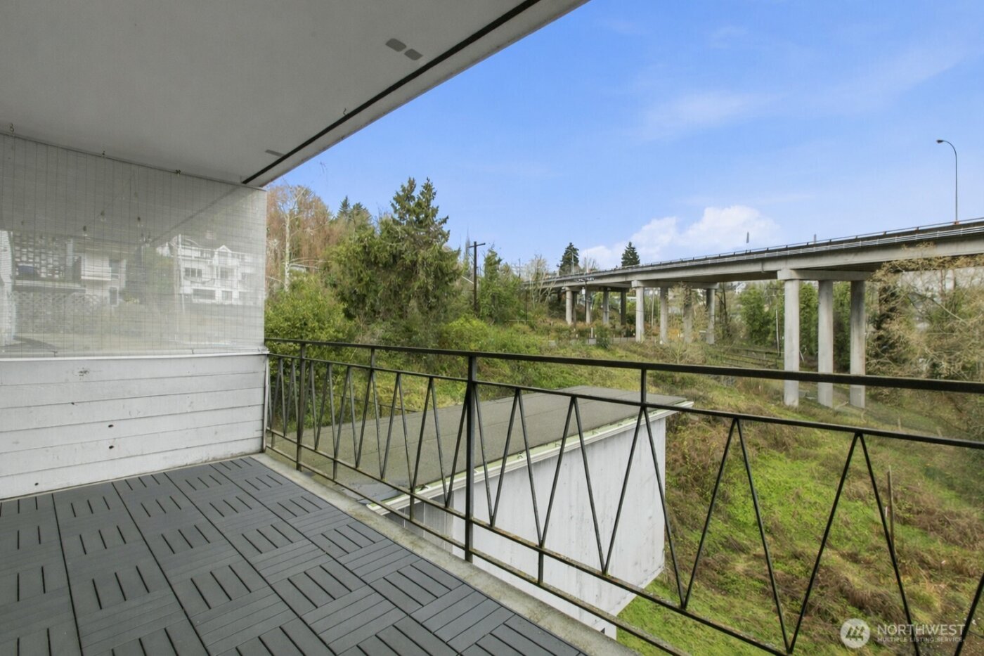 2524 Boyer Avenue E #322, Seattle, WA 98102