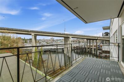 2524 Boyer Avenue E #322, Seattle, WA 98102 - Photo 28