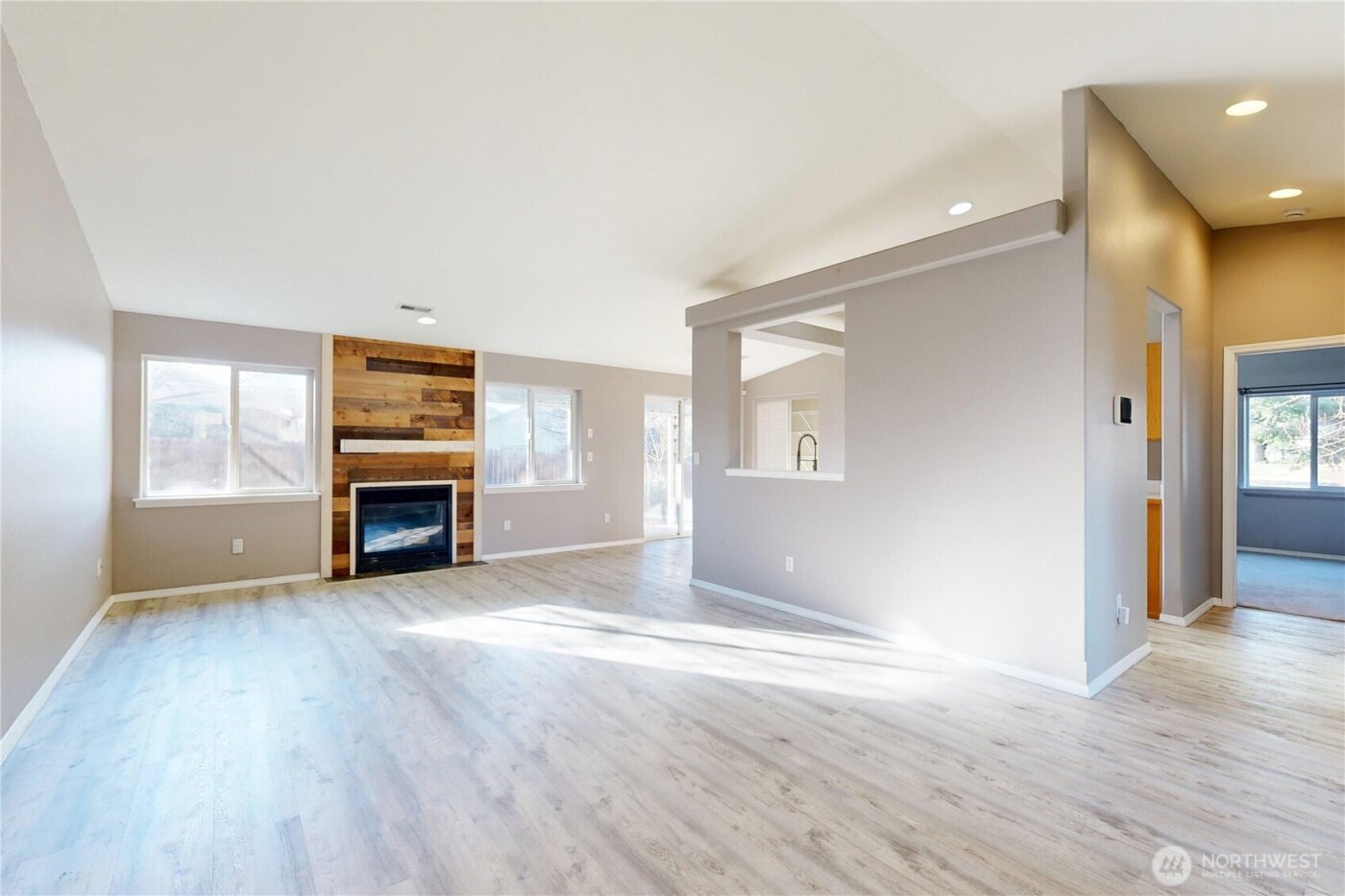 1152 SE Falbo Drive , College Place, WA 99324