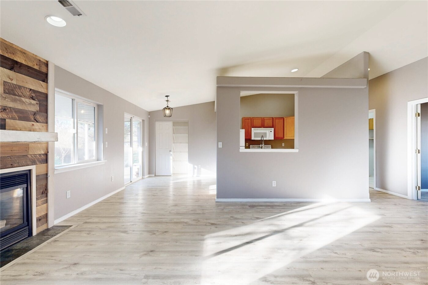 1152 SE Falbo Drive , College Place, WA 99324