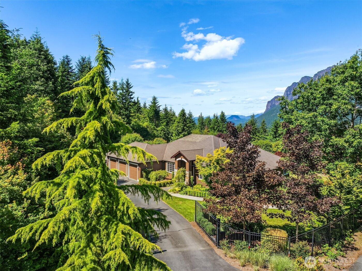 42520 SE 149th Place , North Bend, WA 98045