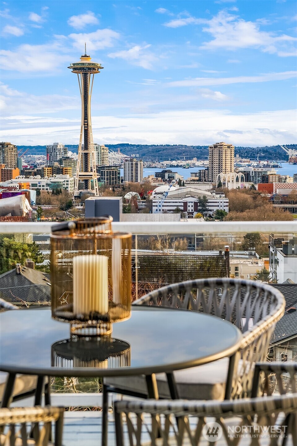 317 Highland Drive , Seattle, WA 98109