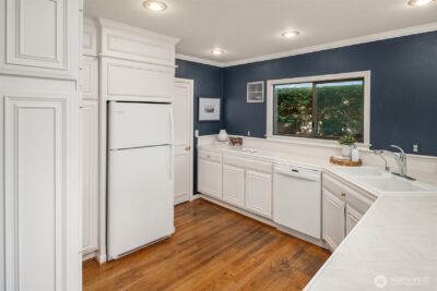 317 Highland Drive , Seattle, WA 98109 - Photo 24