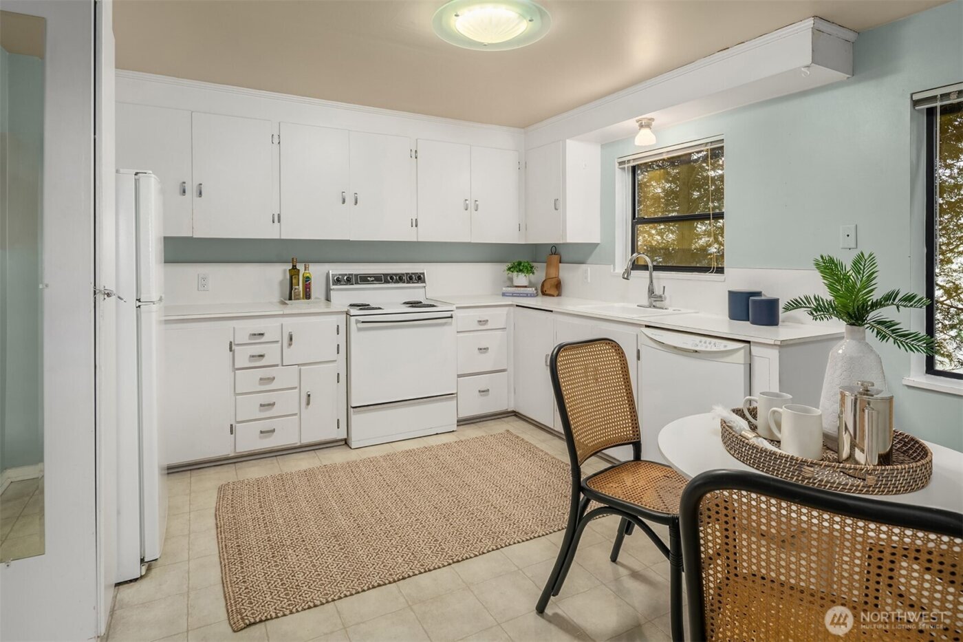 317 Highland Drive , Seattle, WA 98109