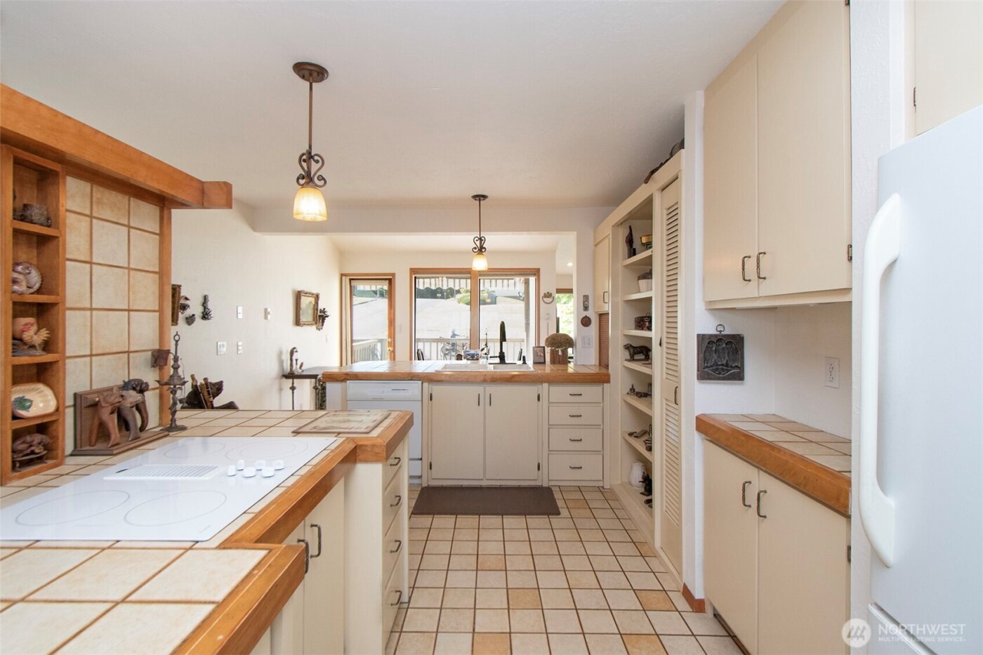 1633 E 5th Street , Port Angeles, WA 98362